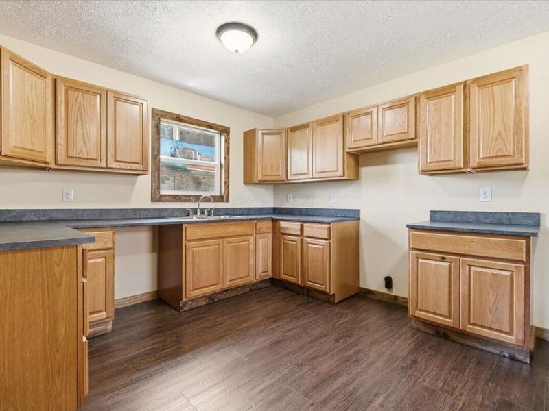 302 N Main Street, Nevada, OH 44849 Photo 10