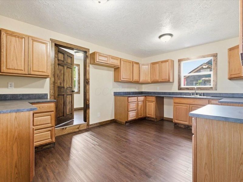 302 N Main Street, Nevada, OH 44849 Photo 9