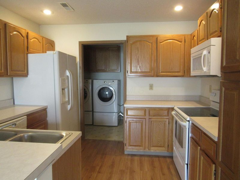 1274 Wilshire Court, Circleville, OH 43113 Photo 4