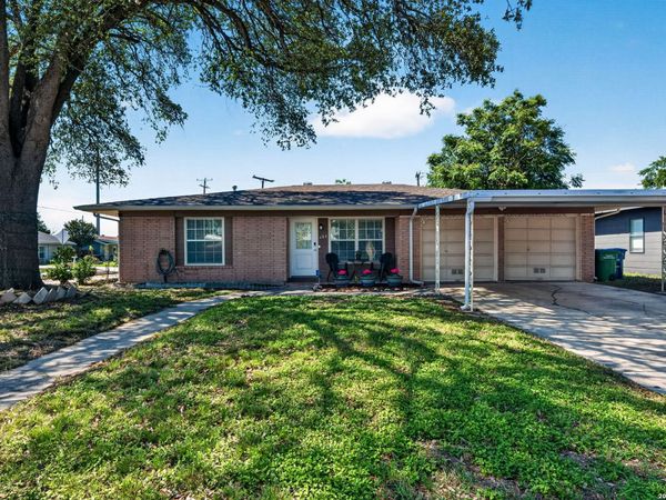486 Hialeah, San Antonio, TX 78218