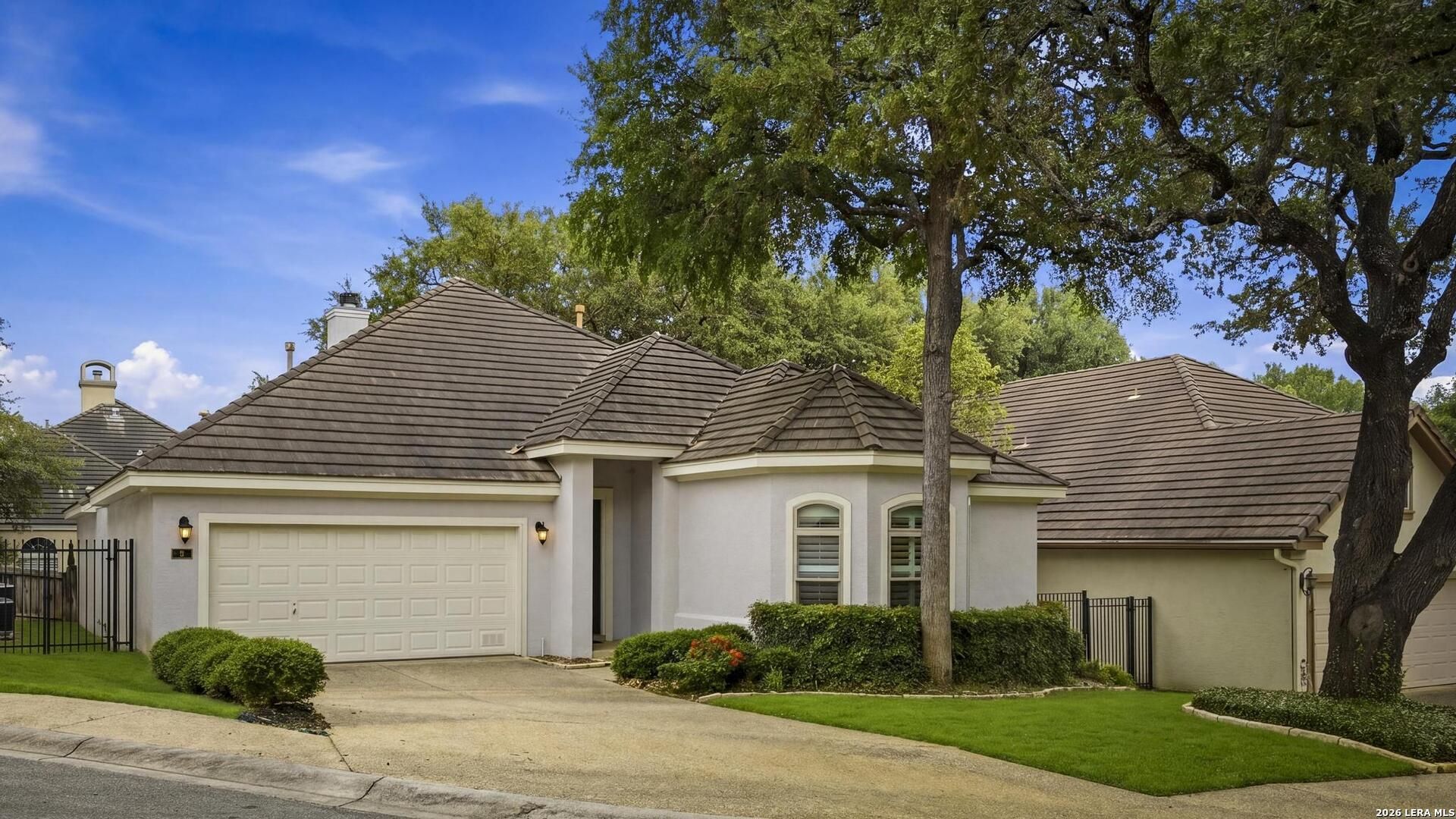 8 Orsinger Frg, San Antonio, TX 78230 Main Photo