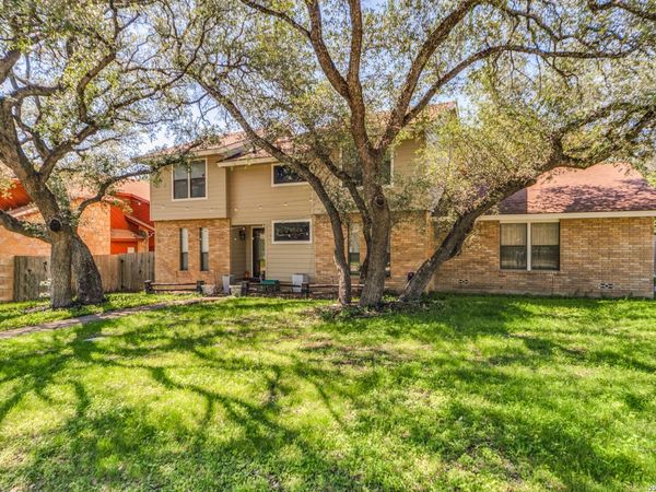 4518 Meredith Woods St, San Antonio, TX 78249