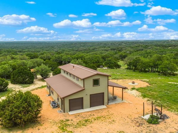 196 Scenic Hills Rd, Junction, TX 76849