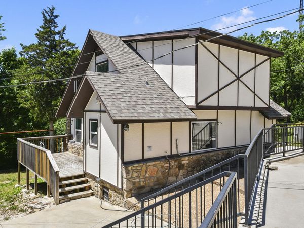 731 & 729 Knox Avenue, Hollister, MO 65672