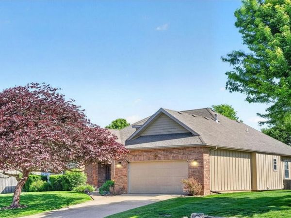 709 E Shore Line Drive , Ozark, MO 65721