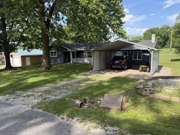 105 Walker Court , Exeter, MO 65647