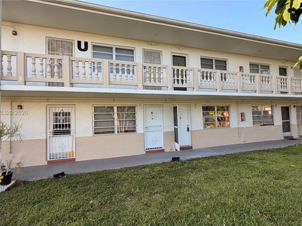 20230 NE 2nd Ave , Unit U5, Miami Gardens, FL 33179