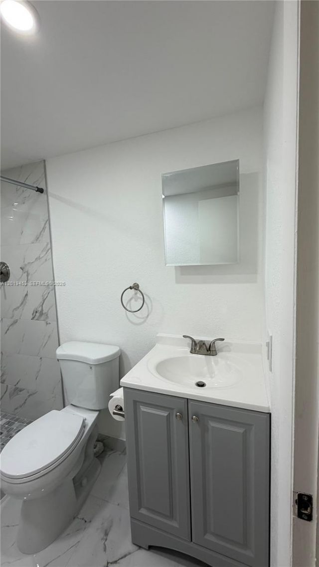 20230 NE 2nd Ave , Unit U5, Miami Gardens, FL 33179 Photo