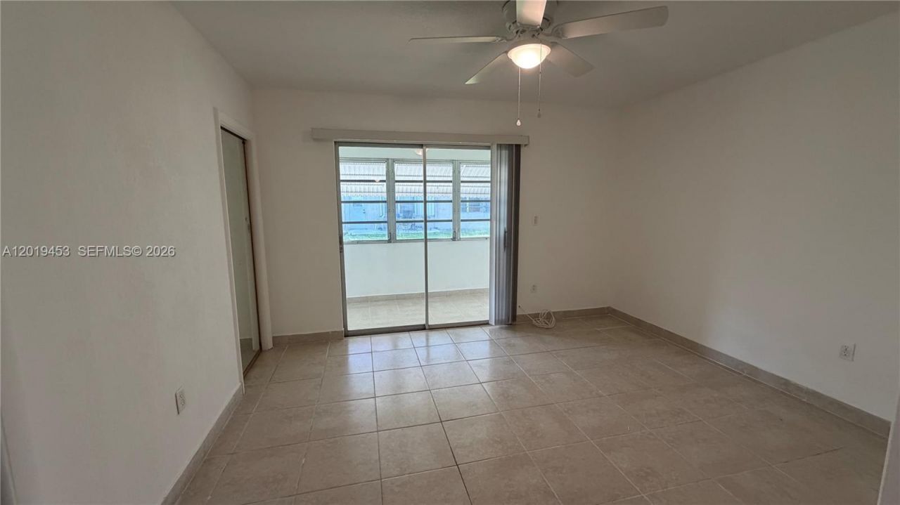 20230 NE 2nd Ave , Unit U5, Miami Gardens, FL 33179 Photo