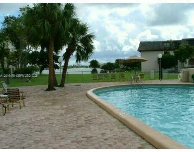 443 NE 195th St, Unit 345, Miami, FL 33179 Photo