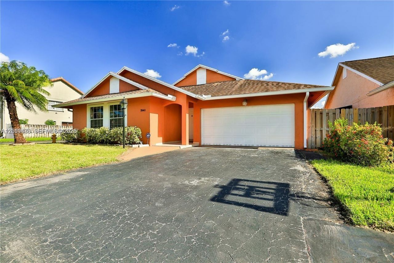Please Call For Address, Hialeah, FL 33015 Photo