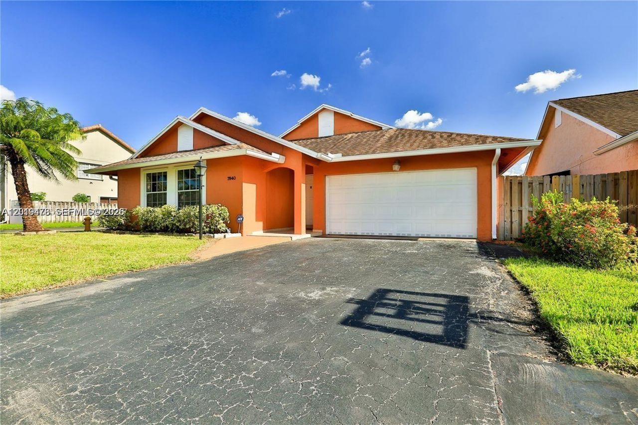 Please Call For Address, Hialeah, FL 33015 Photo
