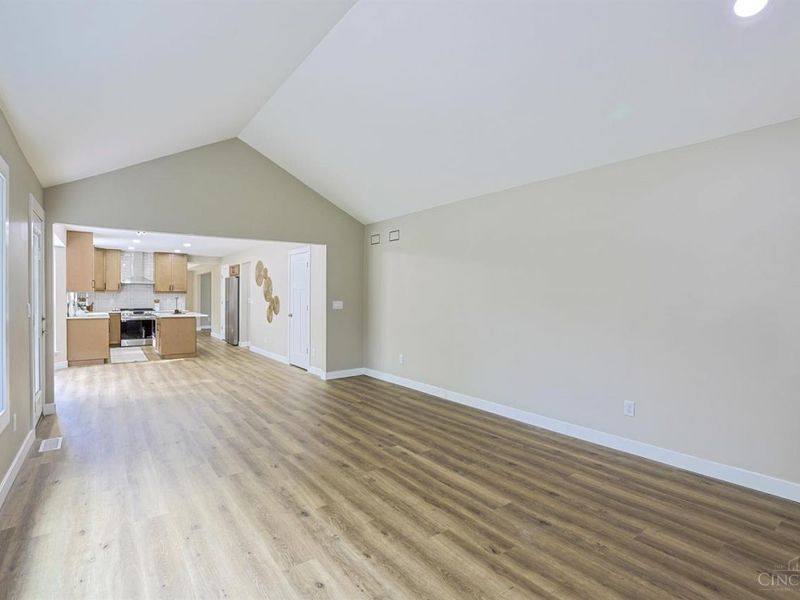 5475 Pine Vista Court, West Chester, OH 45069 Photo 10