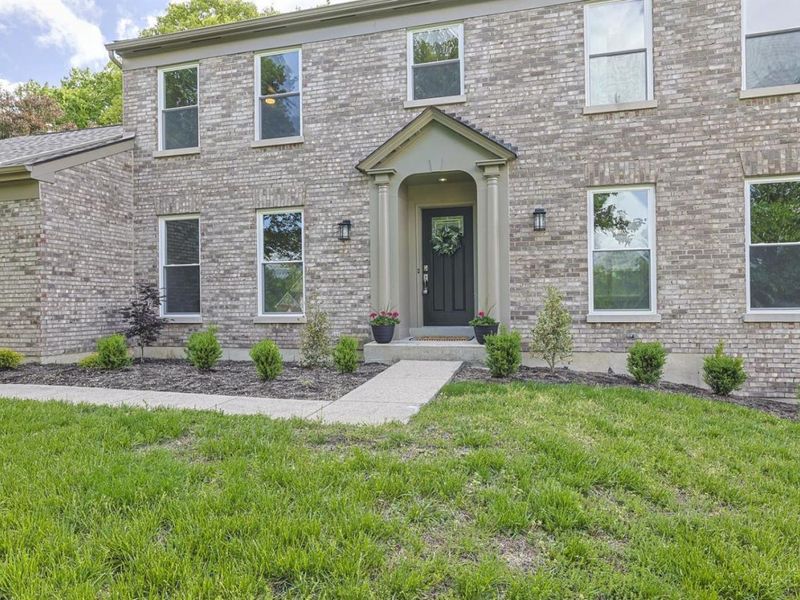 5475 Pine Vista Court, West Chester, OH 45069 Photo 2
