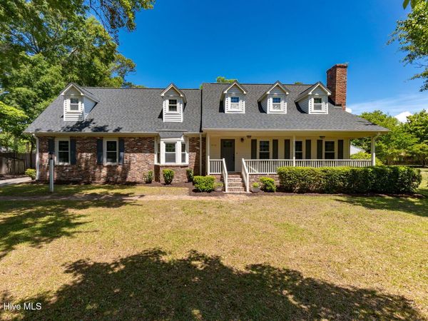 5130 Chalk Street, Morehead City, NC 28557