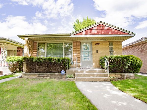 6317 N Lowell Avenue , Chicago, IL 60646