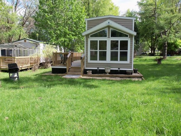24/48&49 Woodhaven , Sublette, IL 61367