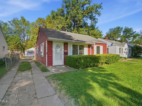 1221 Scott Street, Maumee, OH 43537