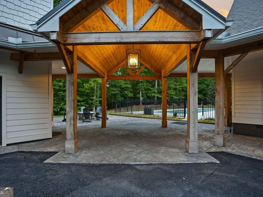 Property Image 111