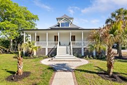 2118 Ion Avenue photo 4