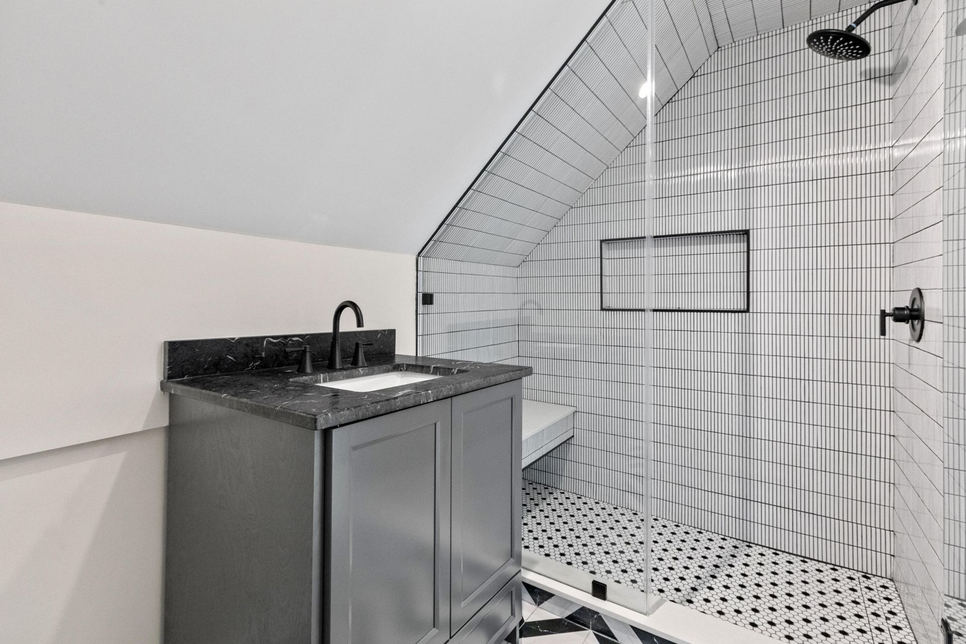 2118 Ion Avenue Photo 33