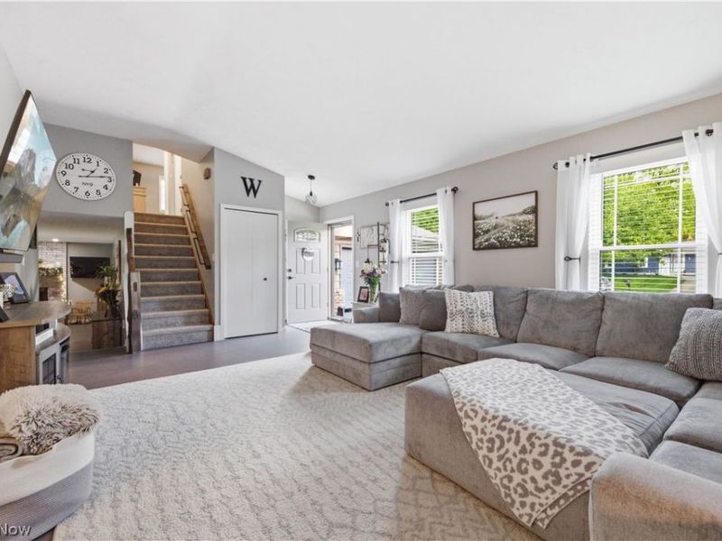 488 Woodlake Drive, Medina, OH 44256 Photo 4