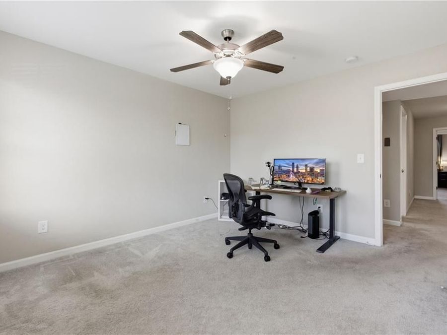 Property Image 28