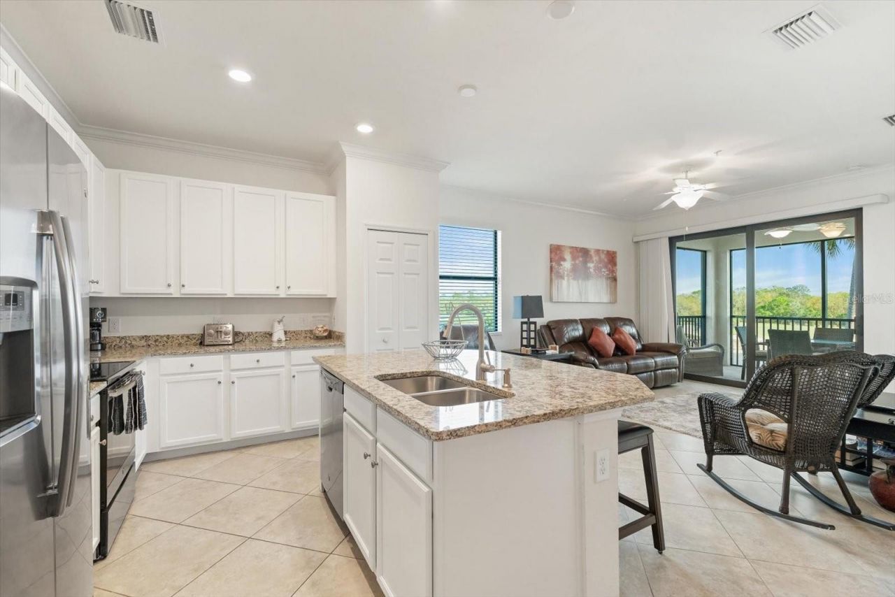 16904 Vardon Terrace , Unit 301, Lakewood Ranch, FL 34211 Photo