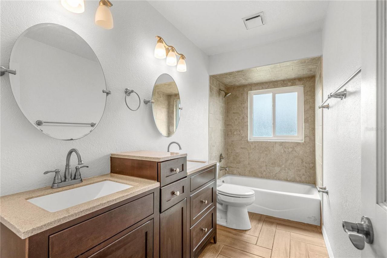 204 El Pino Drive, New Smyrna Beach, FL 32168 Photo
