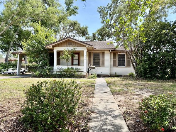420 26TH AVENUE N, ST PETERSBURG, FL 33704