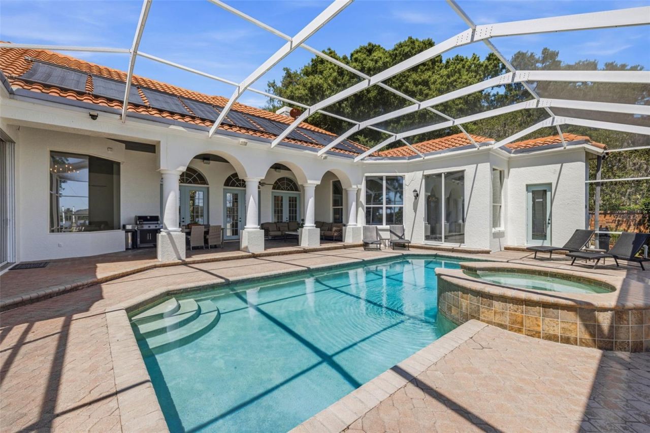 1810 W Bearss Avenue, Tampa, FL 33613 Photo