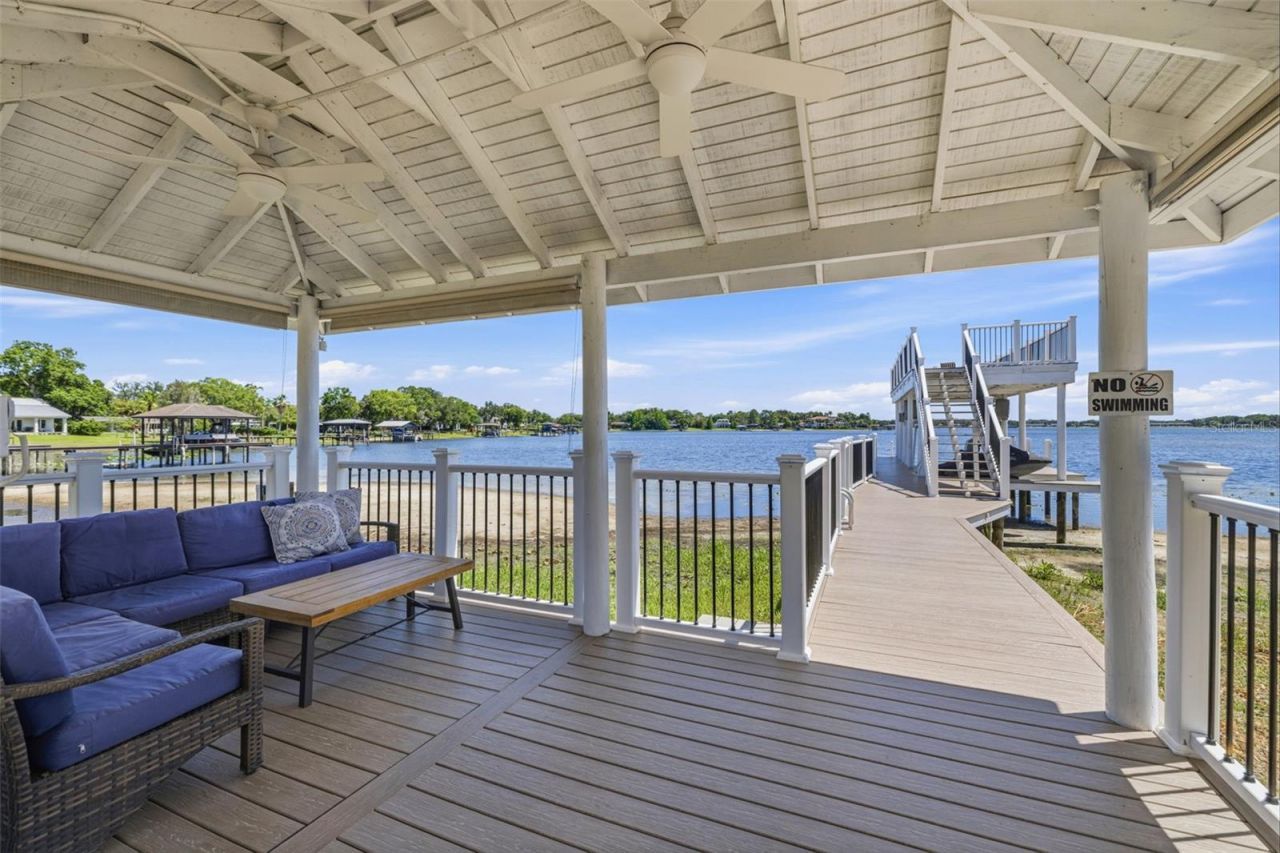 1810 W Bearss Avenue, Tampa, FL 33613 Photo