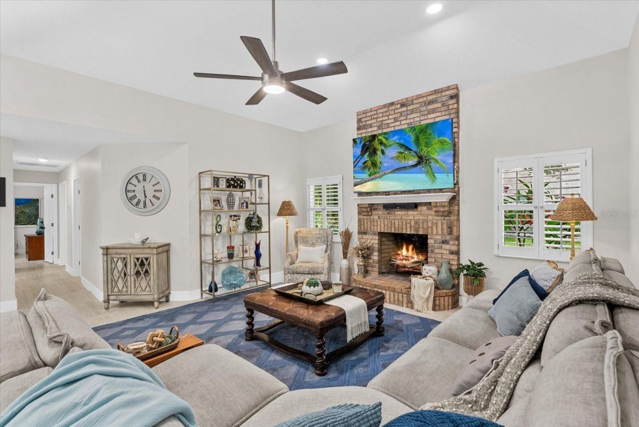 8806 Crosswood Court, Riverview, FL 33578 Photo