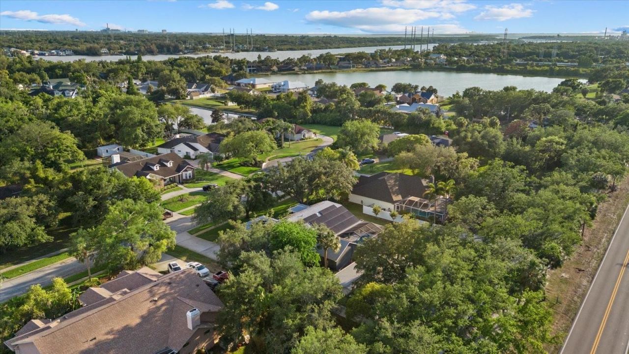 8806 Crosswood Court, Riverview, FL 33578 Photo