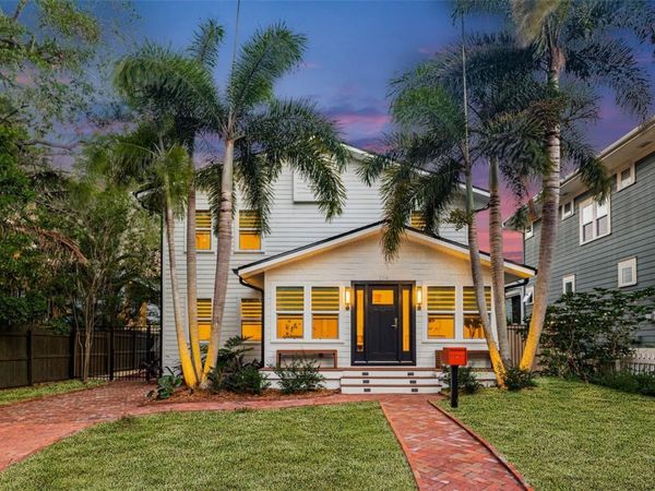 124 19TH AVENUE N, ST PETERSBURG, FL 33704
