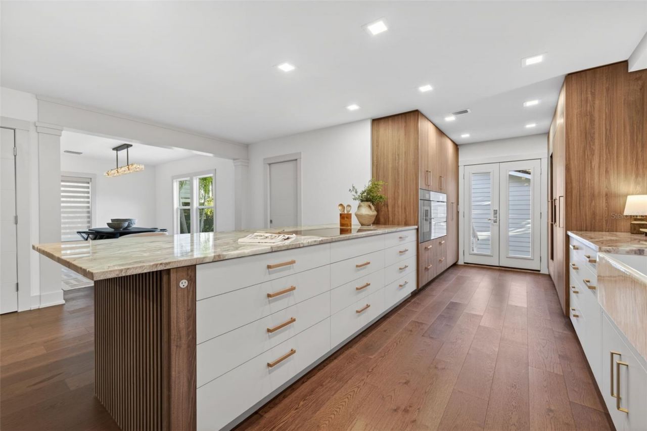 124 19th Avenue N, Saint Petersburg, FL 33704 Photo