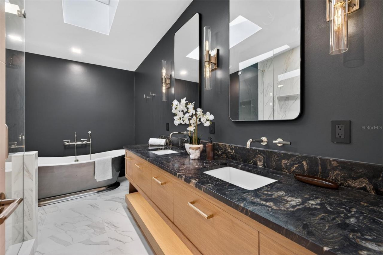 124 19th Avenue N, Saint Petersburg, FL 33704 Photo