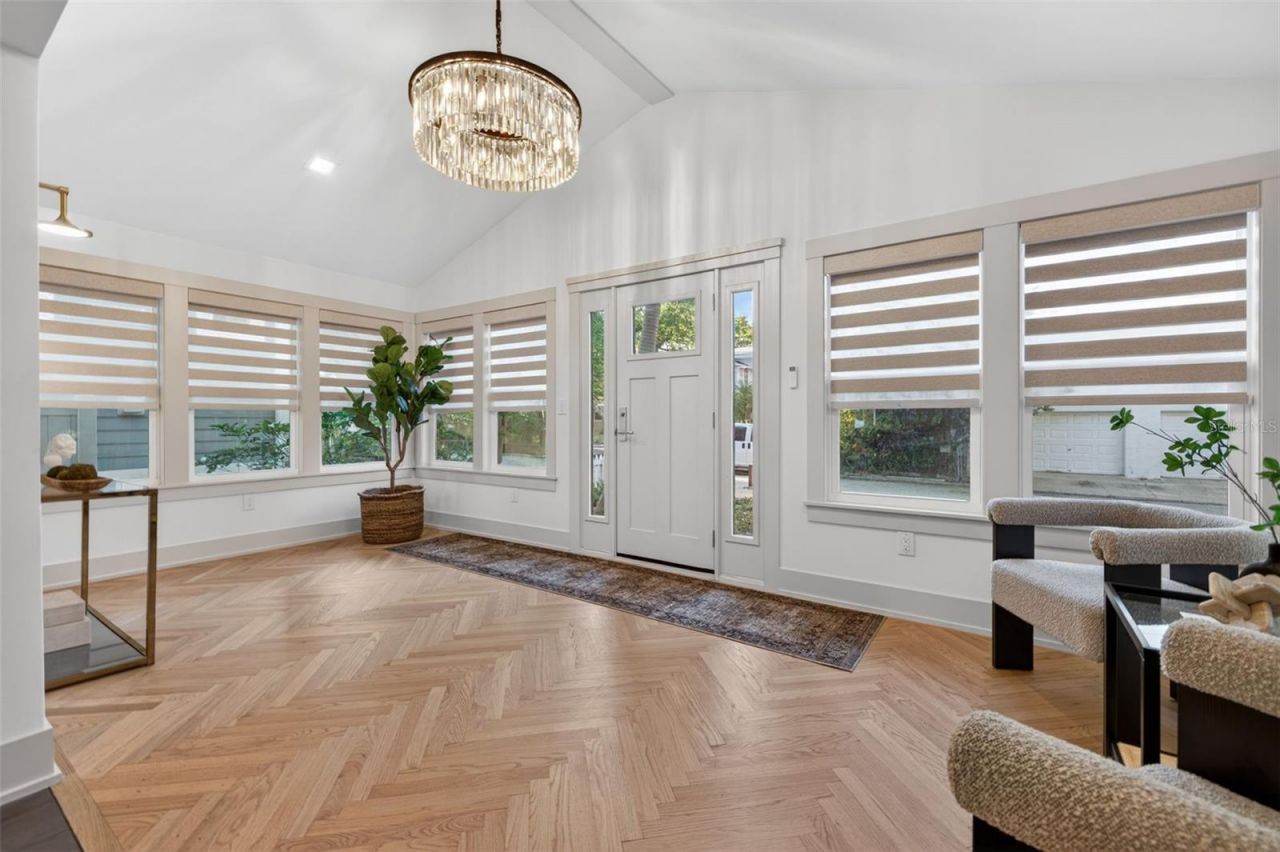 124 19th Avenue N, Saint Petersburg, FL 33704 Photo