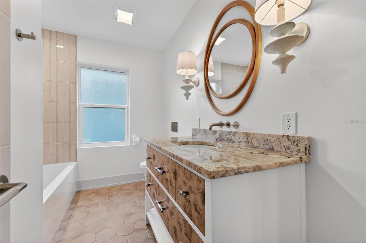 124 19th Avenue N, Saint Petersburg, FL 33704 Photo
