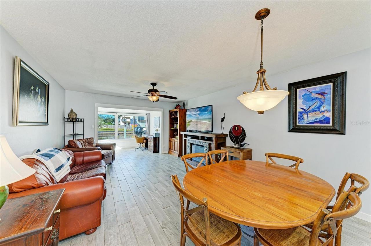 9409 Catalina Drive , Bradenton, FL 34210 Photo