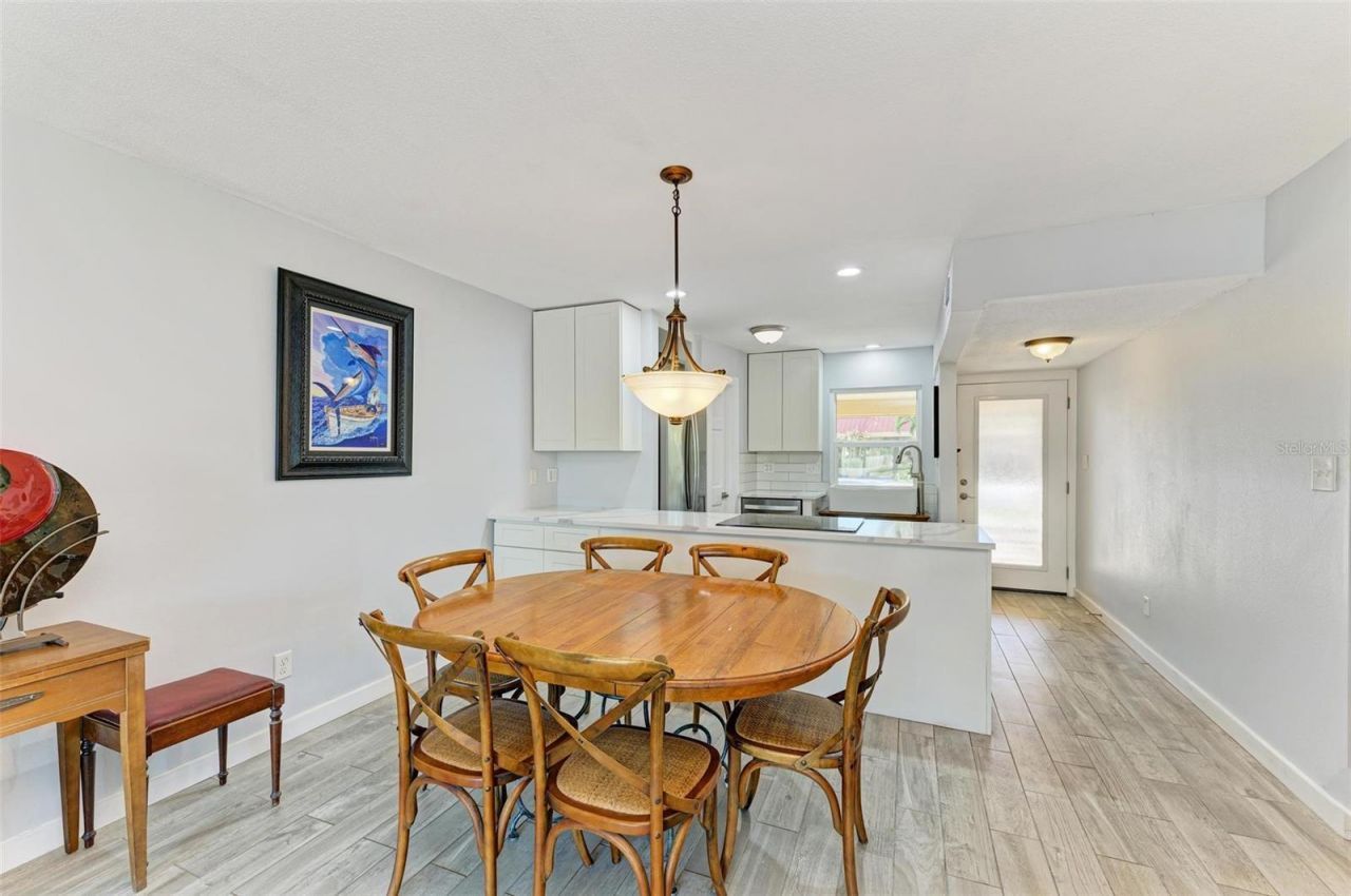 9409 Catalina Drive , Bradenton, FL 34210 Photo