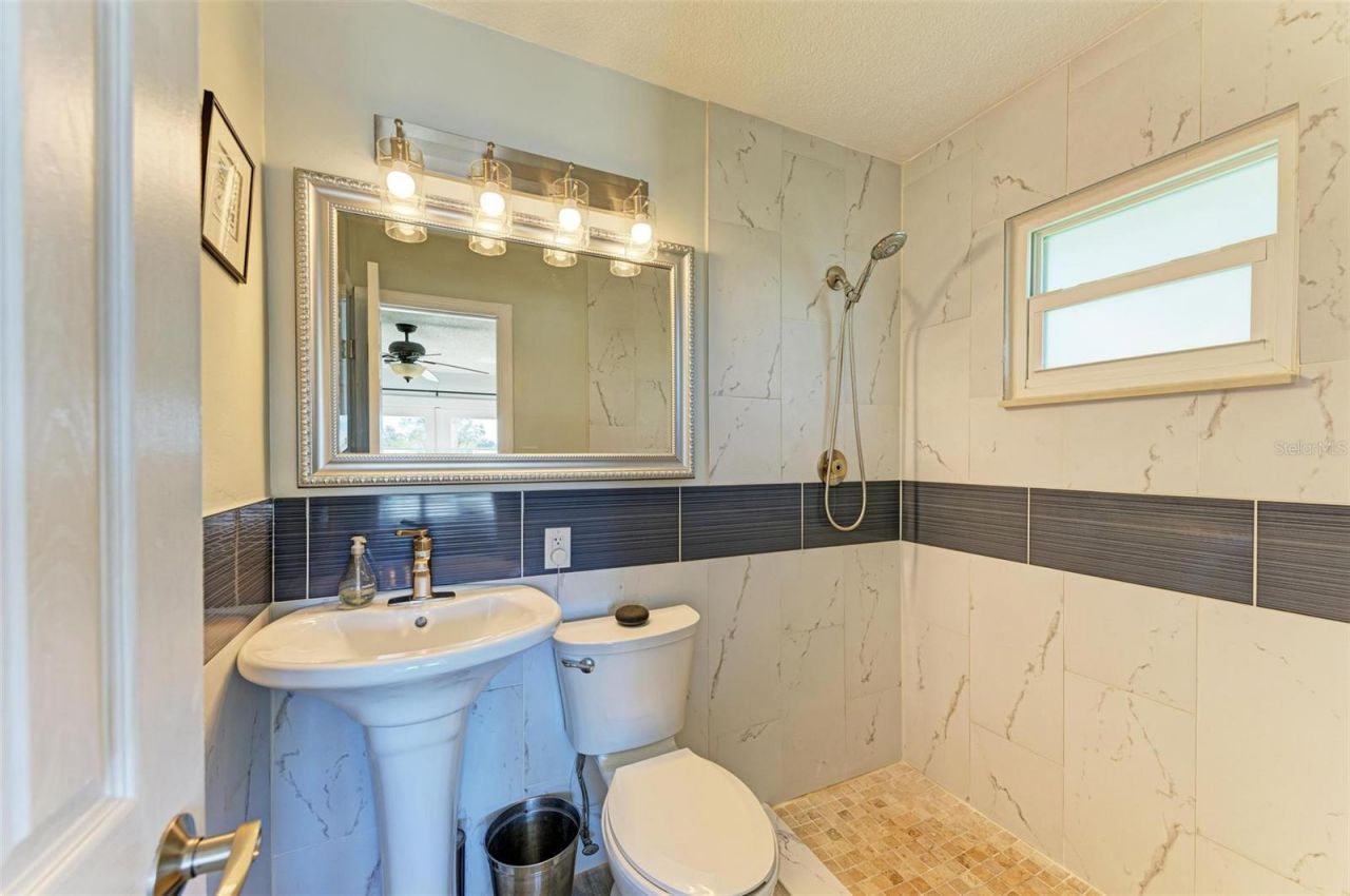9409 Catalina Drive , Bradenton, FL 34210 Photo
