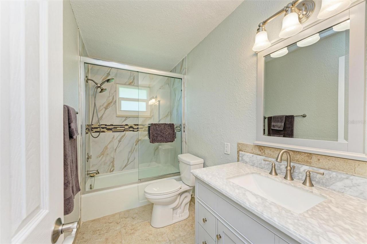 9409 Catalina Drive , Bradenton, FL 34210 Photo