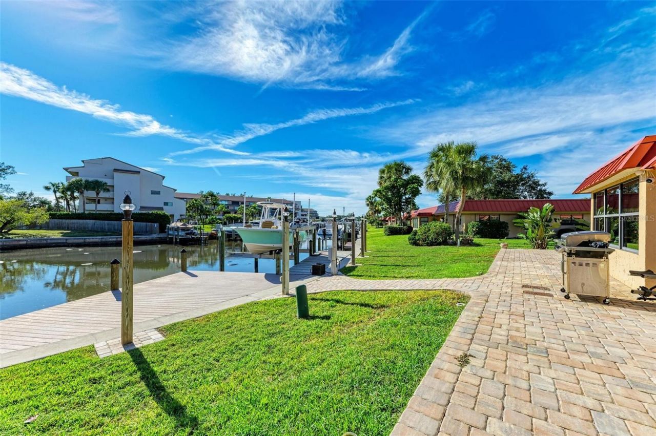 9409 Catalina Drive , Bradenton, FL 34210 Photo