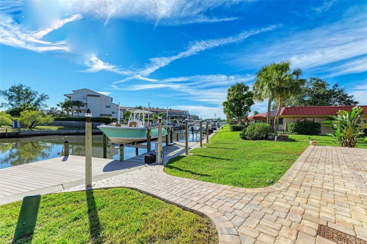 9409 Catalina Drive , Bradenton, FL 34210 Photo