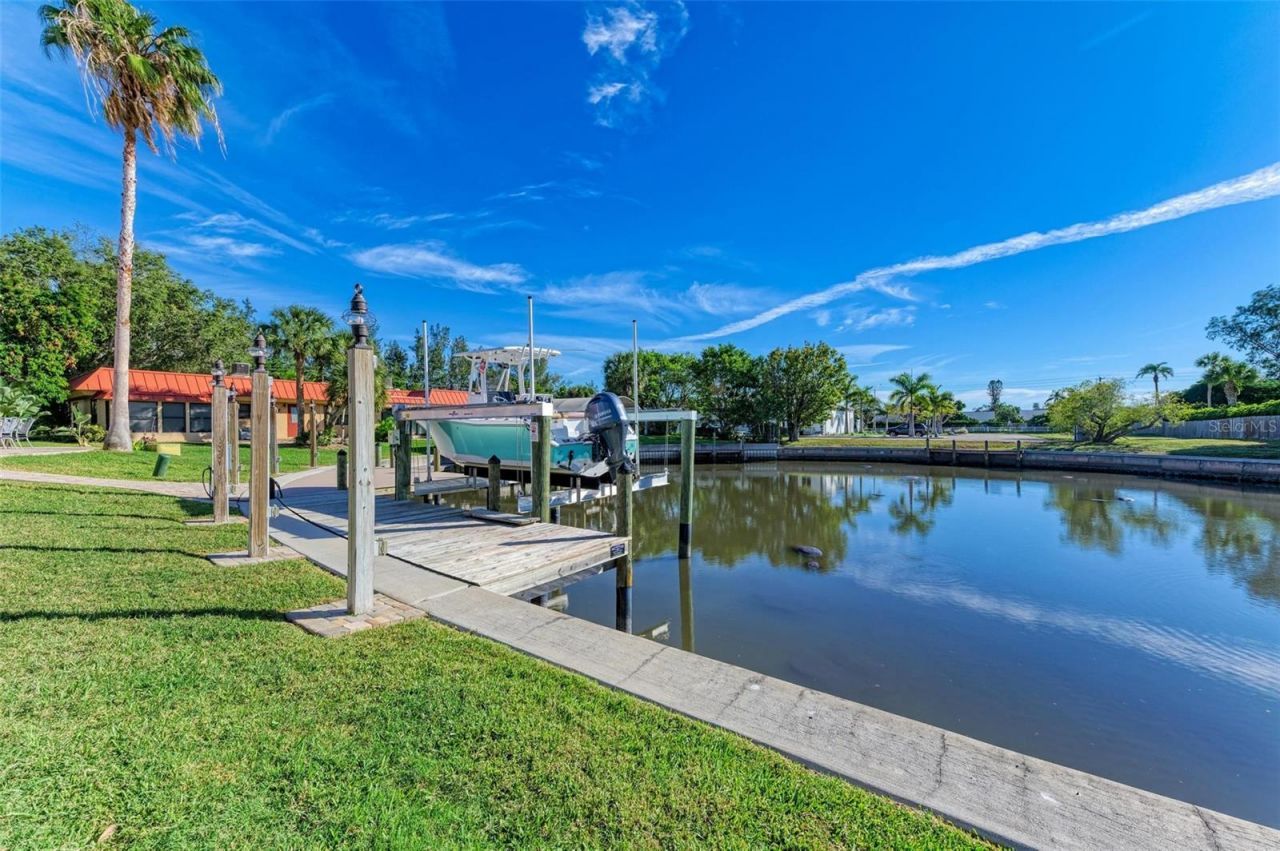 9409 Catalina Drive , Bradenton, FL 34210 Photo