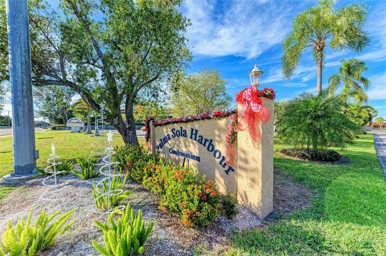 9409 Catalina Drive , Bradenton, FL 34210 Photo