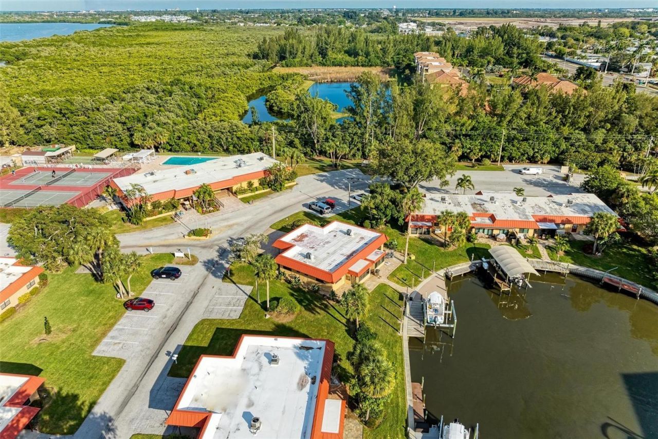 9409 Catalina Drive , Bradenton, FL 34210 Photo