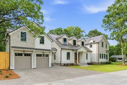 1445 Goblet Avenue photo 4