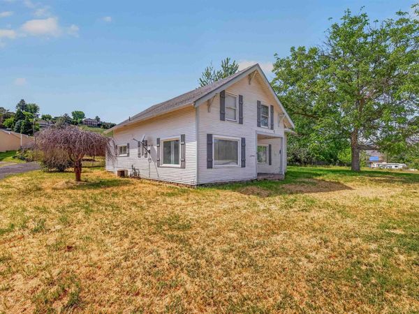 2042 13th Street, Clarkston, WA 99403